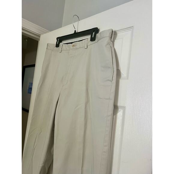 Men's J. Crew Classic Fit Cream Dress Pants with Pockets Size 38x34 - Picture 2 of 9